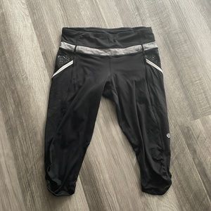 Lululemon Wunder Under Capris